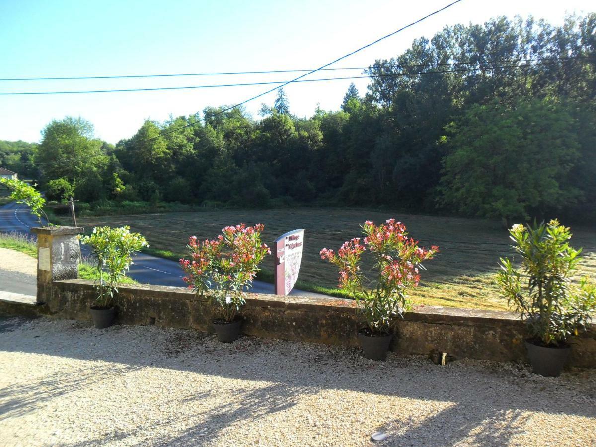 Le Village Des Glycines Carsac-Aillac Exterior foto